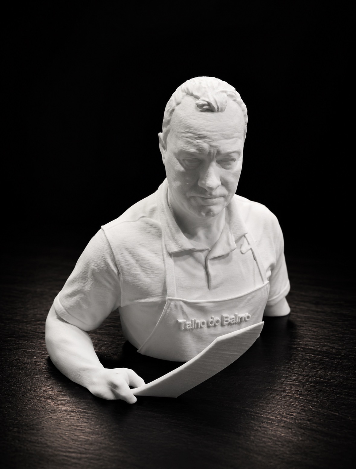 Escultura Mini Me criada a partir da fotografia